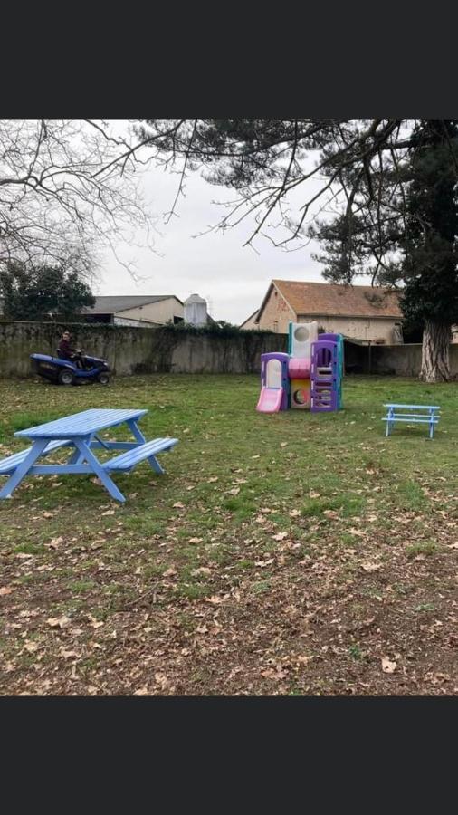 Chateau De La Bouchatte Chambre Les Roses Chazemais Kültér fotó