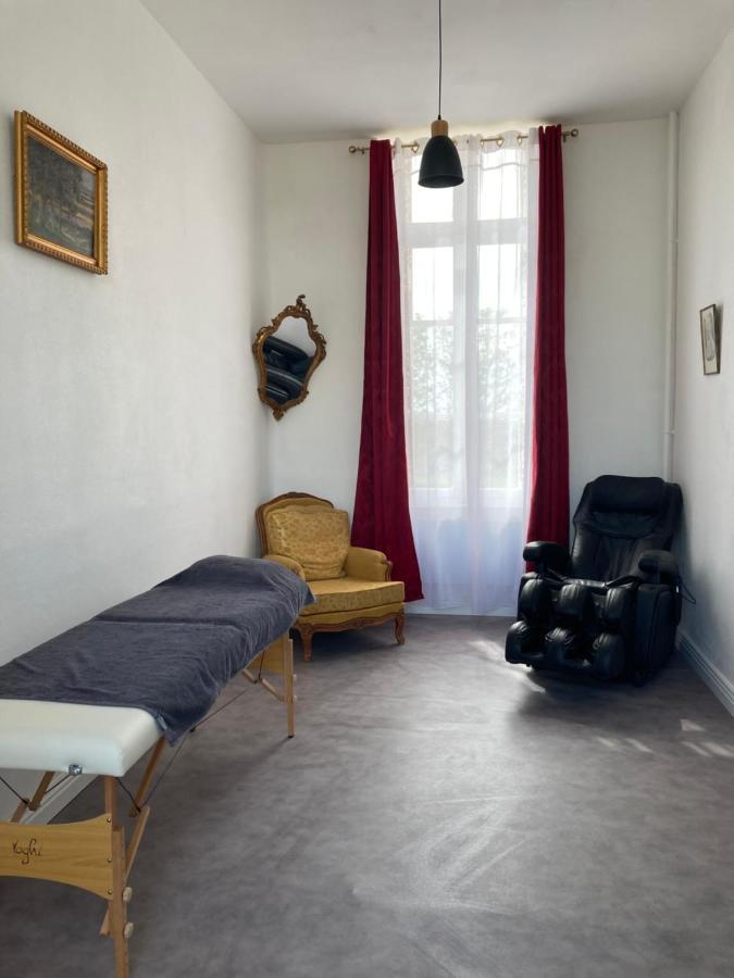 Chateau De La Bouchatte Chambre Les Roses Chazemais Kültér fotó