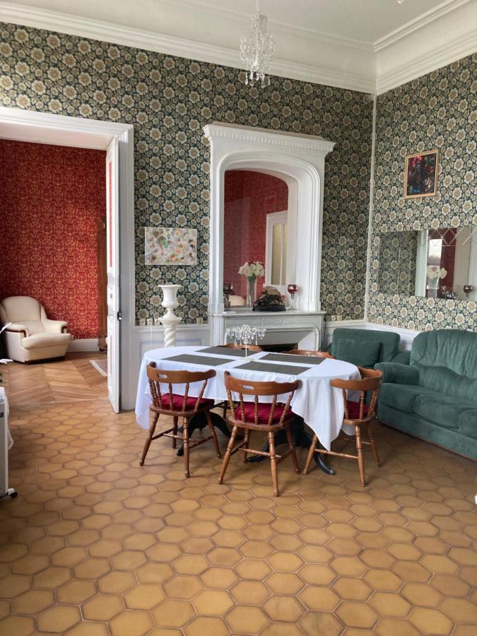 Chateau De La Bouchatte Chambre Les Roses Chazemais Kültér fotó