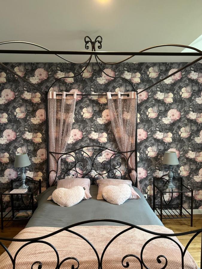 Chateau De La Bouchatte Chambre Les Roses Chazemais Kültér fotó